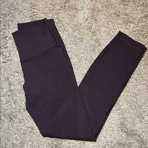 Lululemon athletica Plum Purple Wunder Under Leggings - Size 4